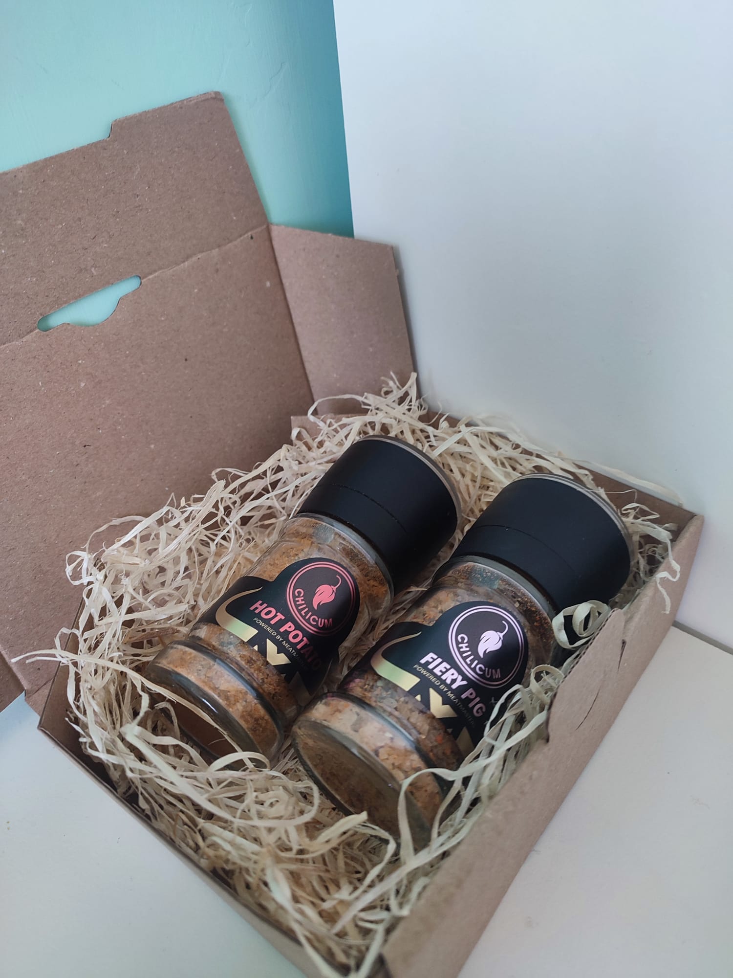 Kleine Grillbox – Fiery Pig & Hot Potato Gewürz-Geschenkset – Bild 4